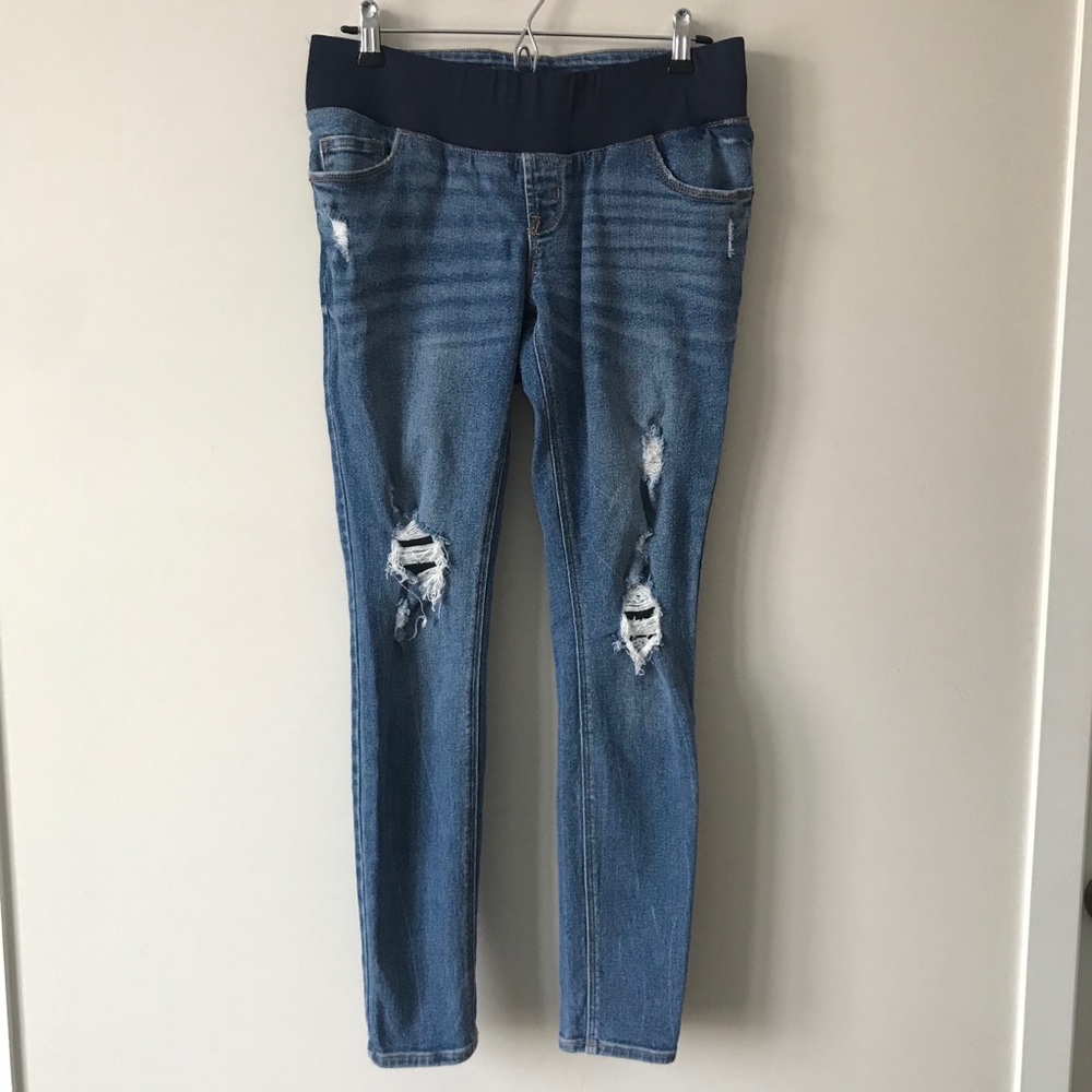 Distressed Skinny Old Navy Maternity Jeans- Size 4